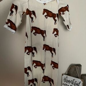 Milkbarn horse Baby Gown